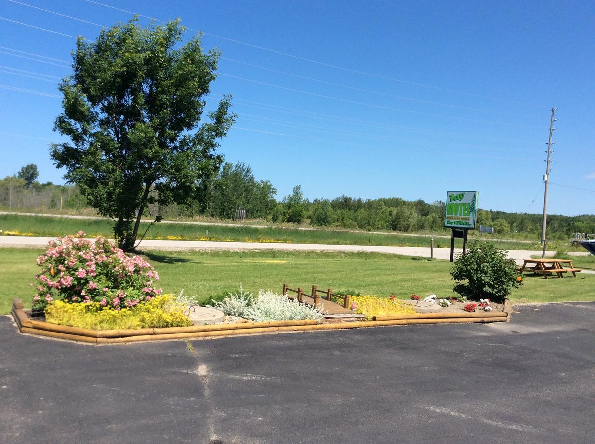Tay Motel Waubaushene Esterno foto